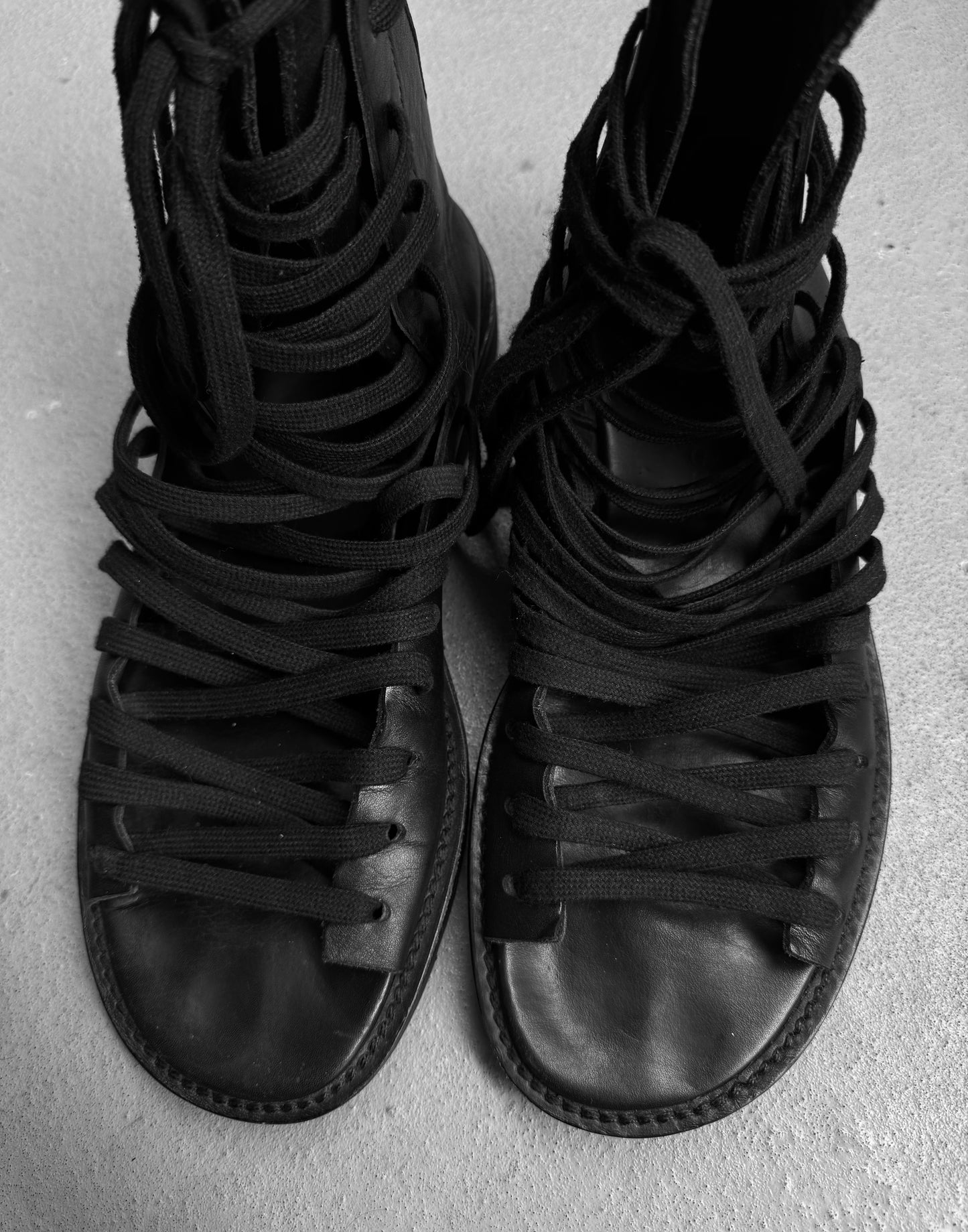 KRISVANASSCHE Early 00s Gladiator Megalace Sandals