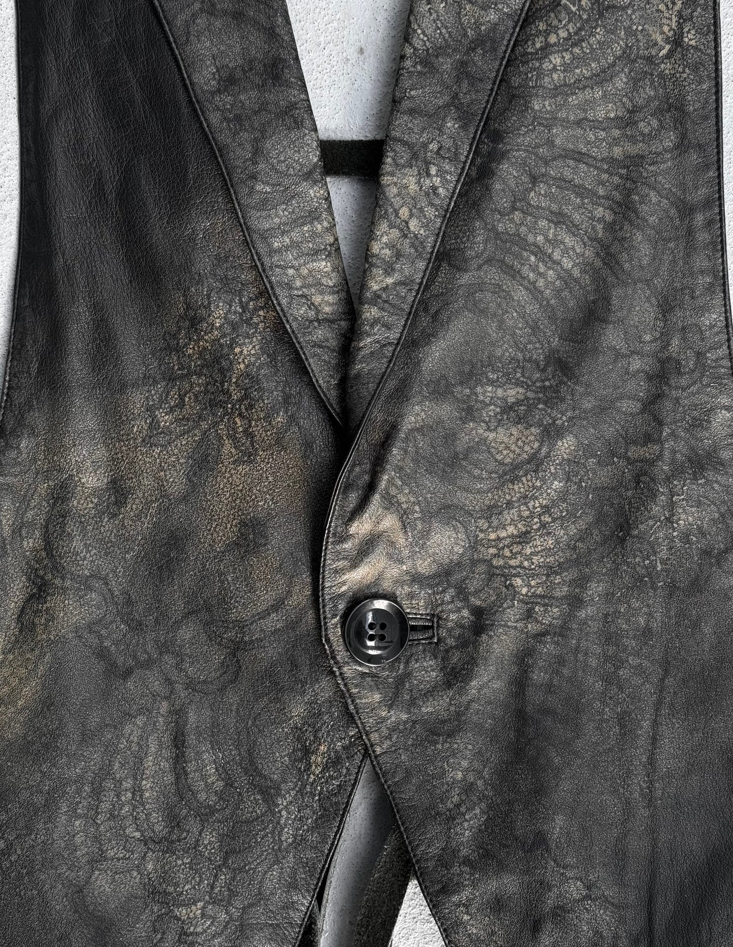 SHARE SPIRIT HOMME Early 00s Lambskin Leather Bondage Vest