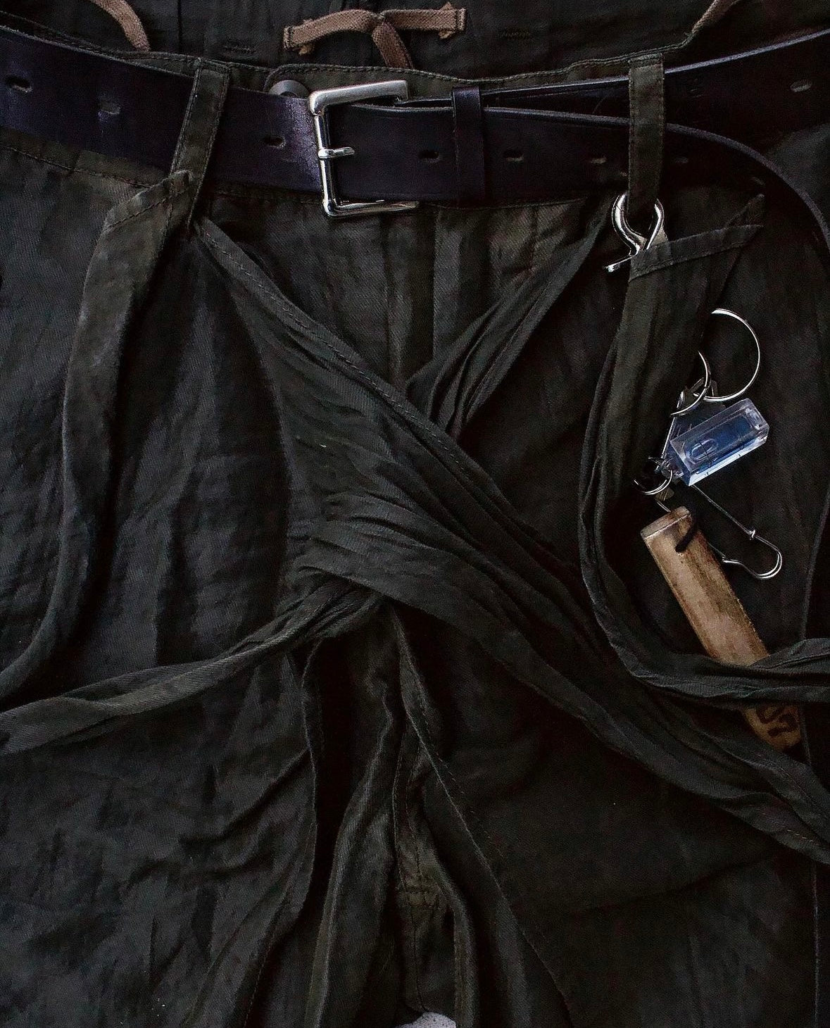 MiharaYasuhiro SS10 Runway Linen Hybrid Wrap Cargo Shorts