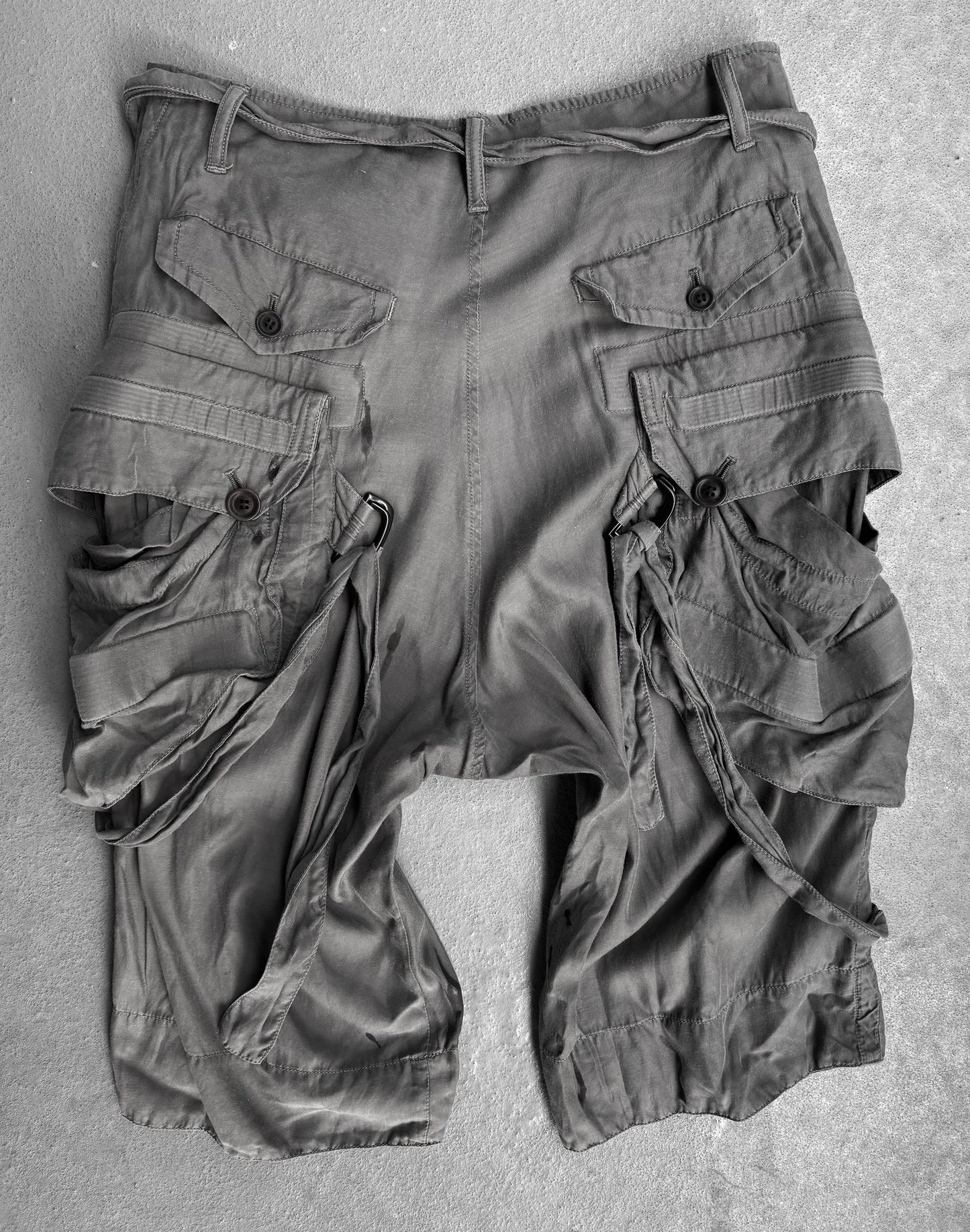 Julius_7 SS11 “Chaos; Ontological Anarchism” Gas-Mask Cargo Shorts