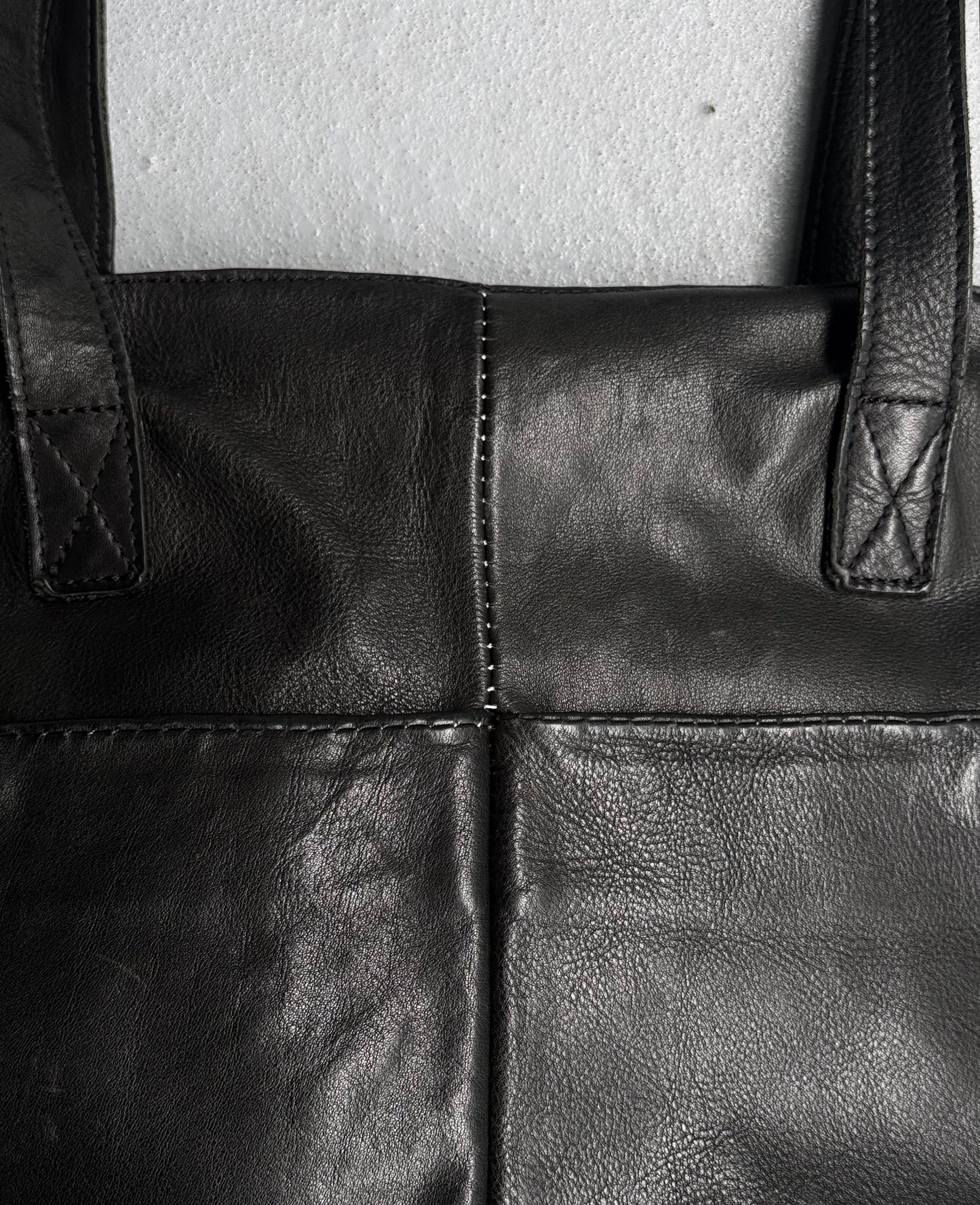 10sei0otto Black Bovine Leather ‘Boston’ Hand Bag