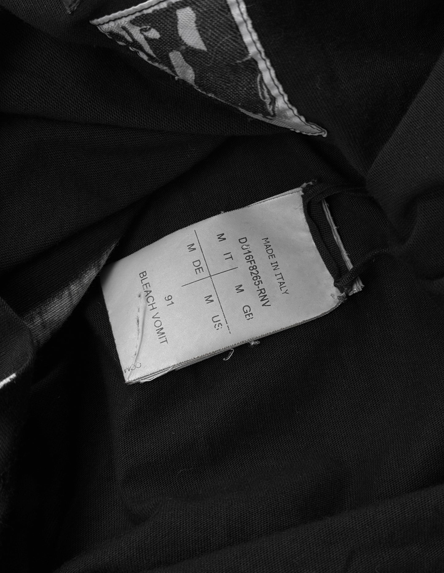 Rick Owens DRKSHDW AW16 “MASTODON” Vomit Bleached Crewneck Long-sleeves