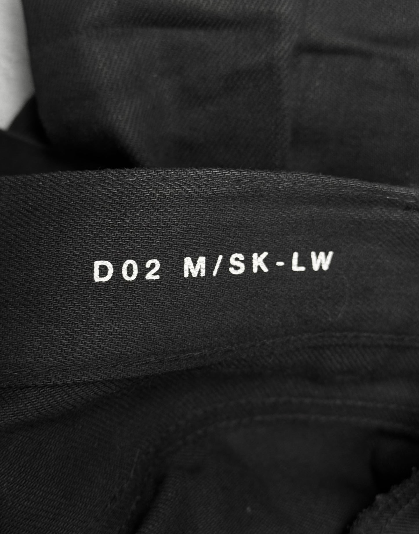 Saint Laurent Paris SS15 Light-wax ‘D02’ Ripped Knee Skinny Denim