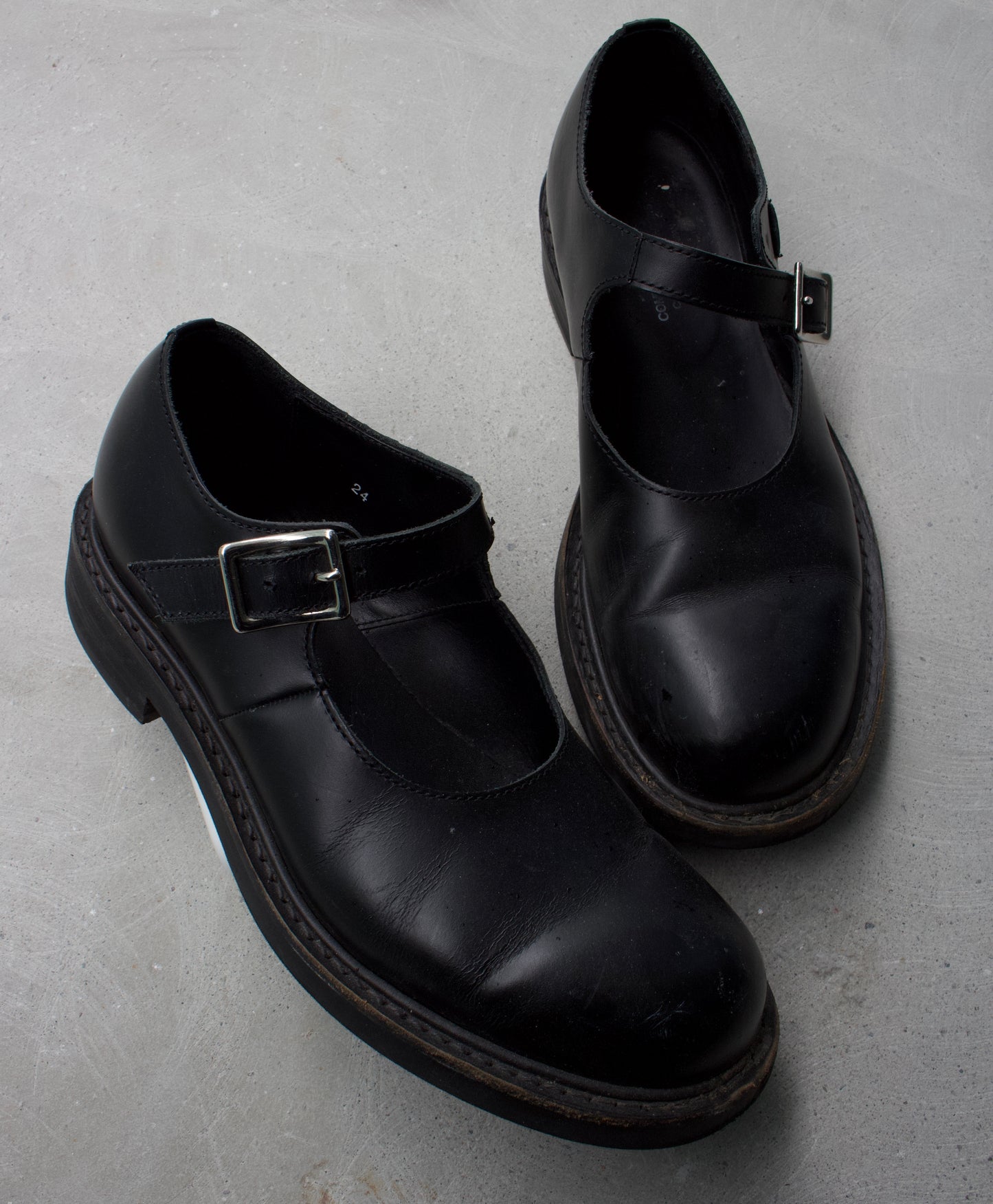 COMME des GARÇONS “Mary Jane” Leather Strap Shoes