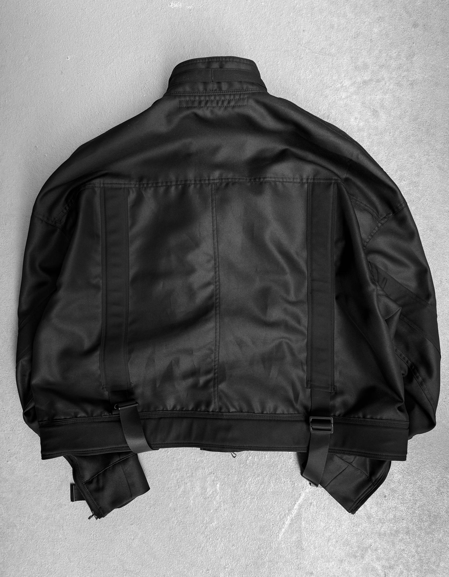 Julius_7 SS22 “obscure;” Parachute Nylon Bomber Jacket