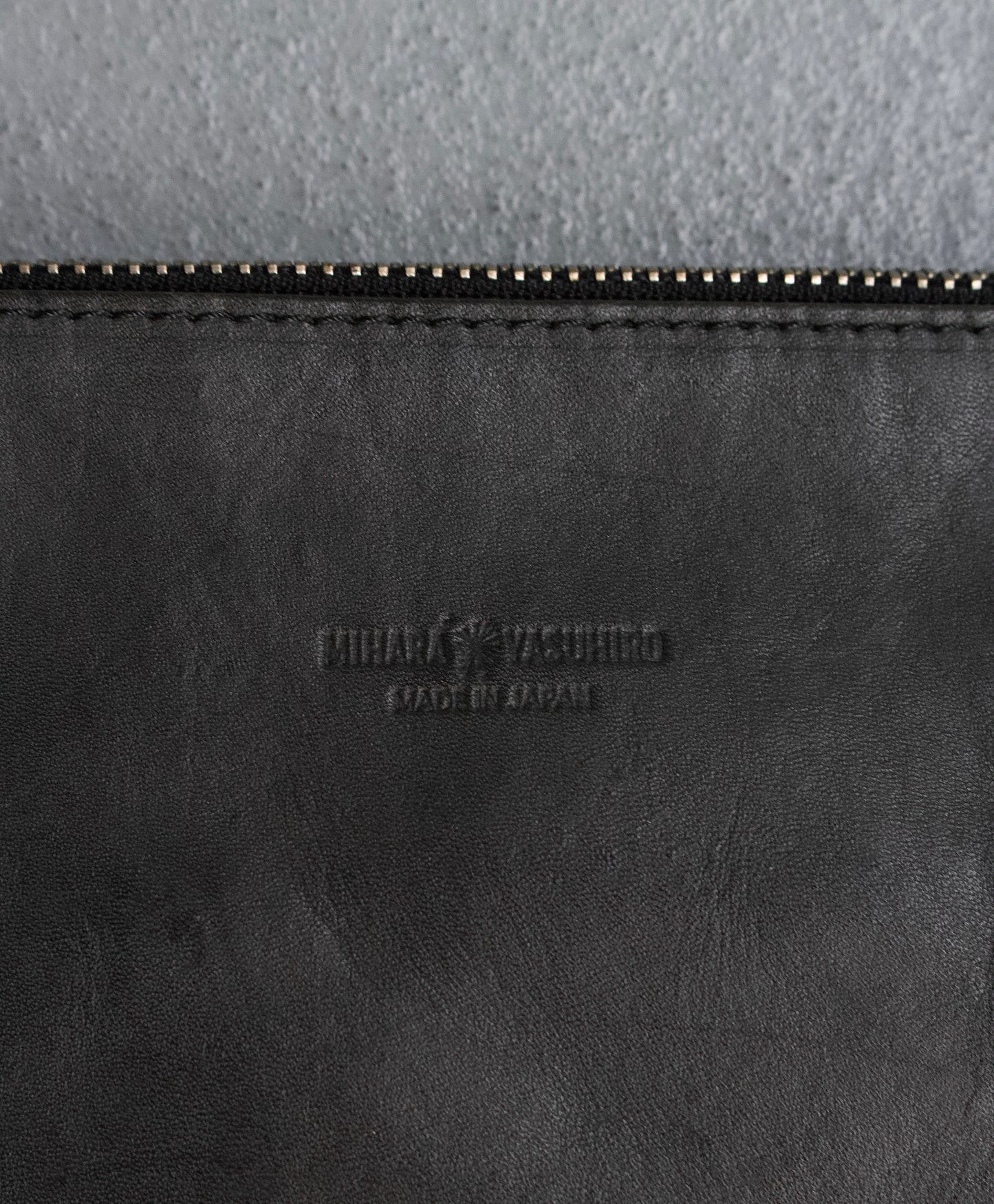 MiharaYasuhiro Early 00s “Invisible II” Trompe l’oeil Leather Clutch