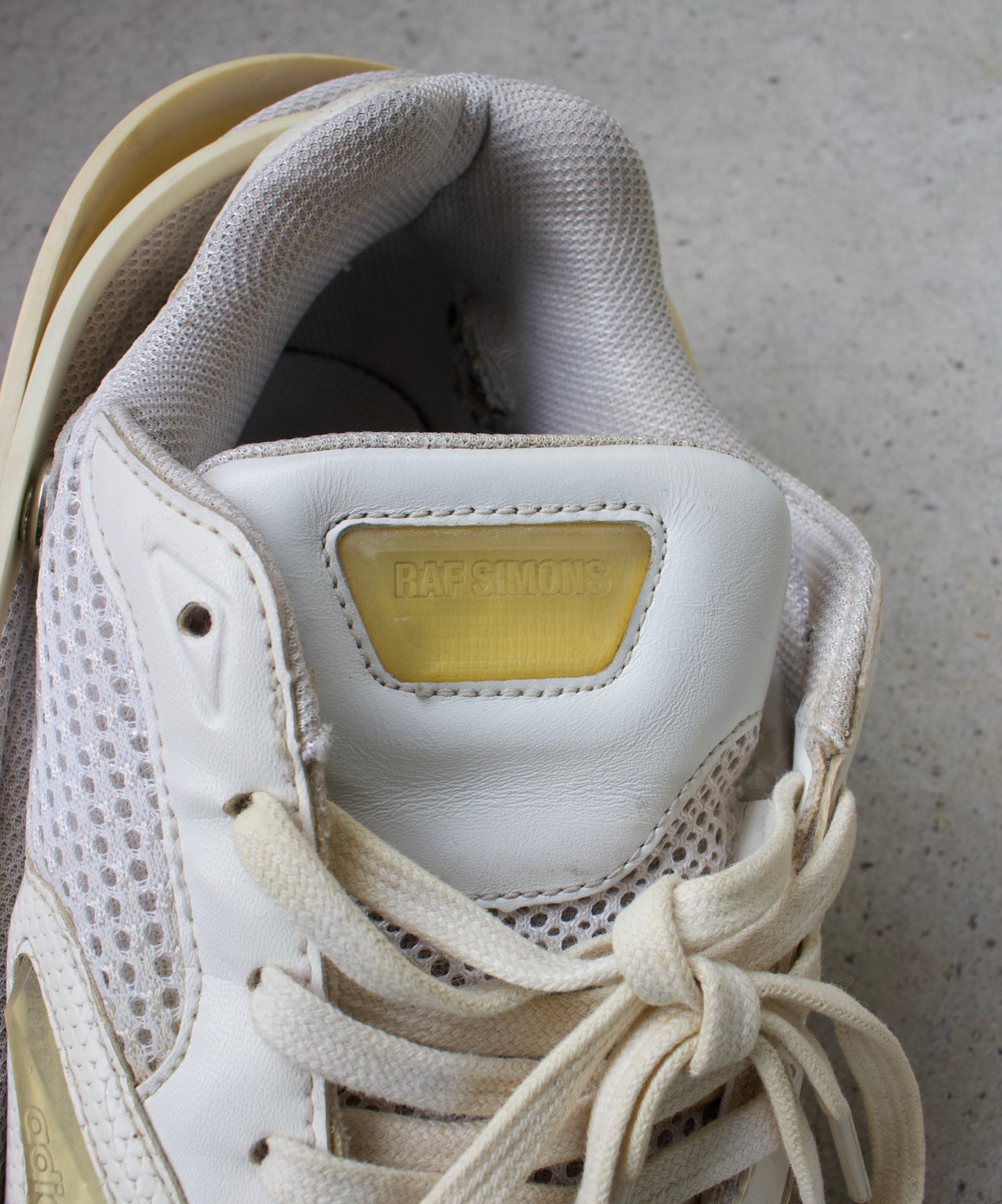 RAF SIMONS x Adidas Response Trail 2.0