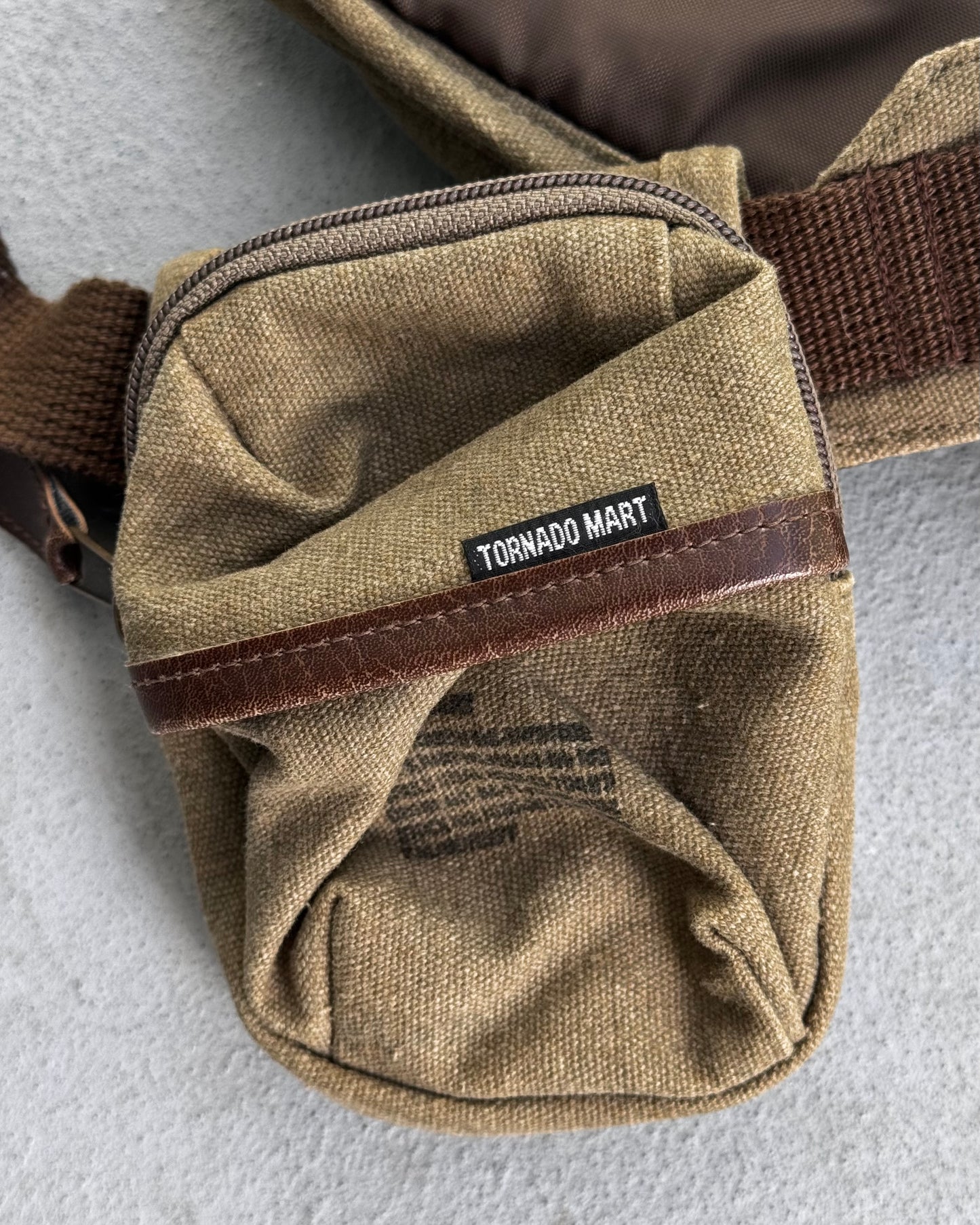 Tornado Mart Early 00s Safari Brown Khaki Cotton Waistbag