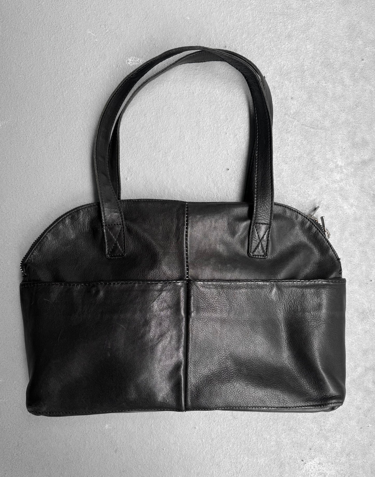 10sei0otto Black Bovine Leather ‘Boston’ Hand Bag