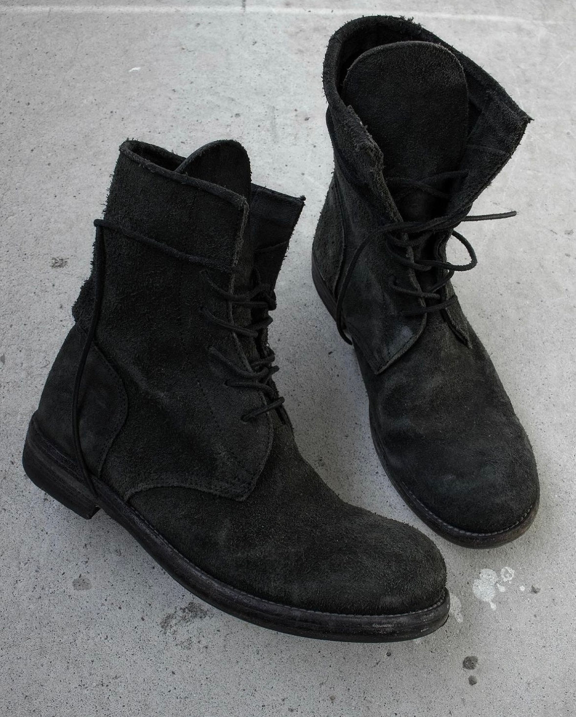 10sei0otto Reverse Buffalo-hide Leather Lace Up Combat Boots