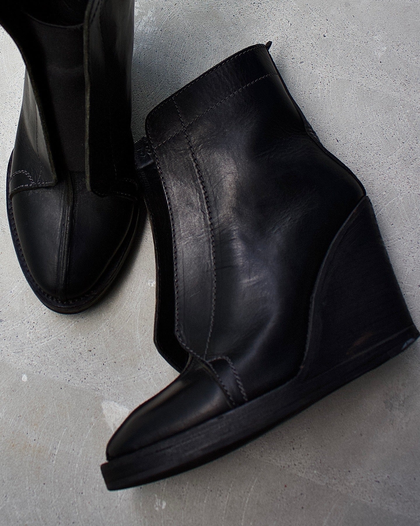 NICOLAS ANDREAS TARALIS Early 00s Leather Wedge Heels