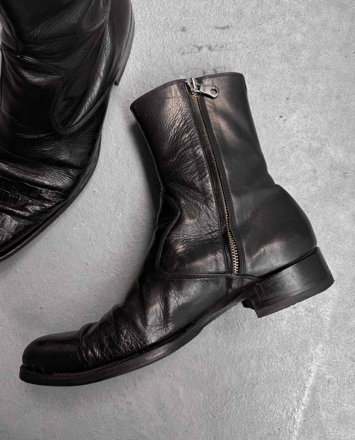 MiharaYasuhiro Early 00s Crocodile Embossed Leather Pointy Toe Zip Boots