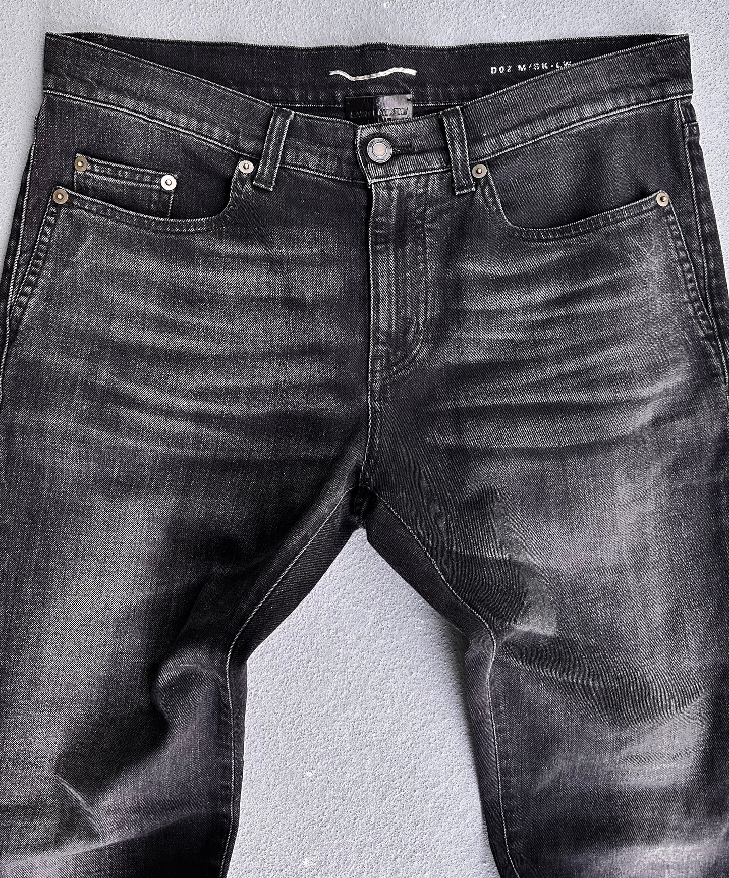 Saint Laurent Paris AW17 'D02' Grey Washed Skinny Denim