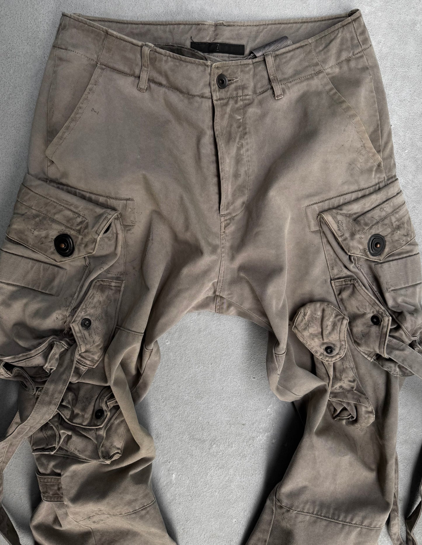 Julius_7 SS11 “Chaos; Ontological Anarchism” Shapeshifting Bondage Grey Gas Mask Cargo Pants