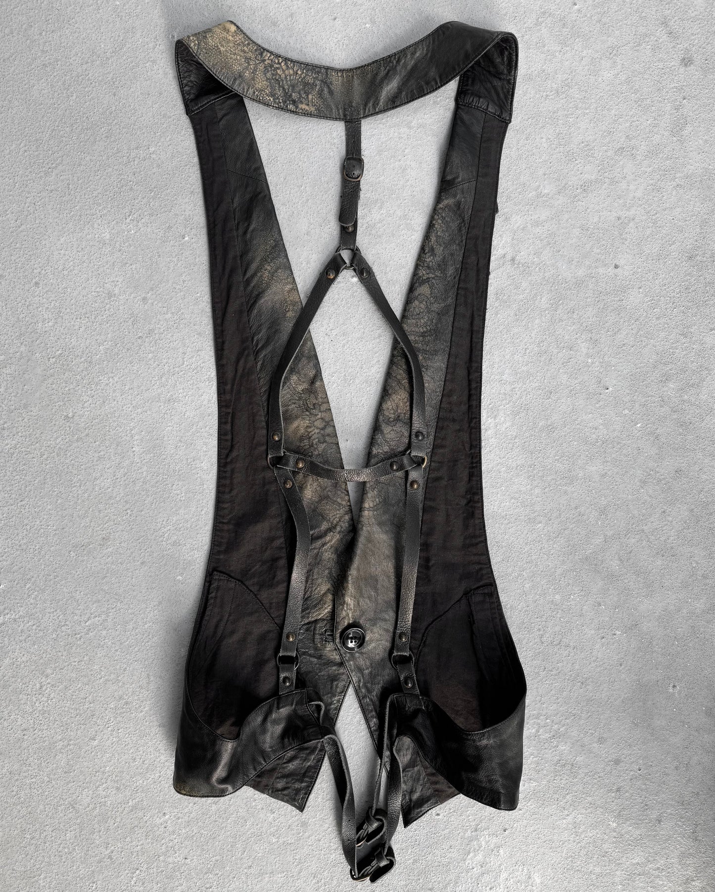 SHARE SPIRIT HOMME Early 00s Lambskin Leather Bondage Vest