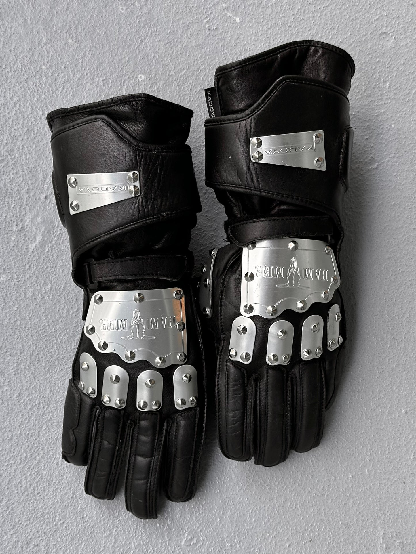KADOYA 00s “HAMMER” Silver Studded Motorcycle Gloves