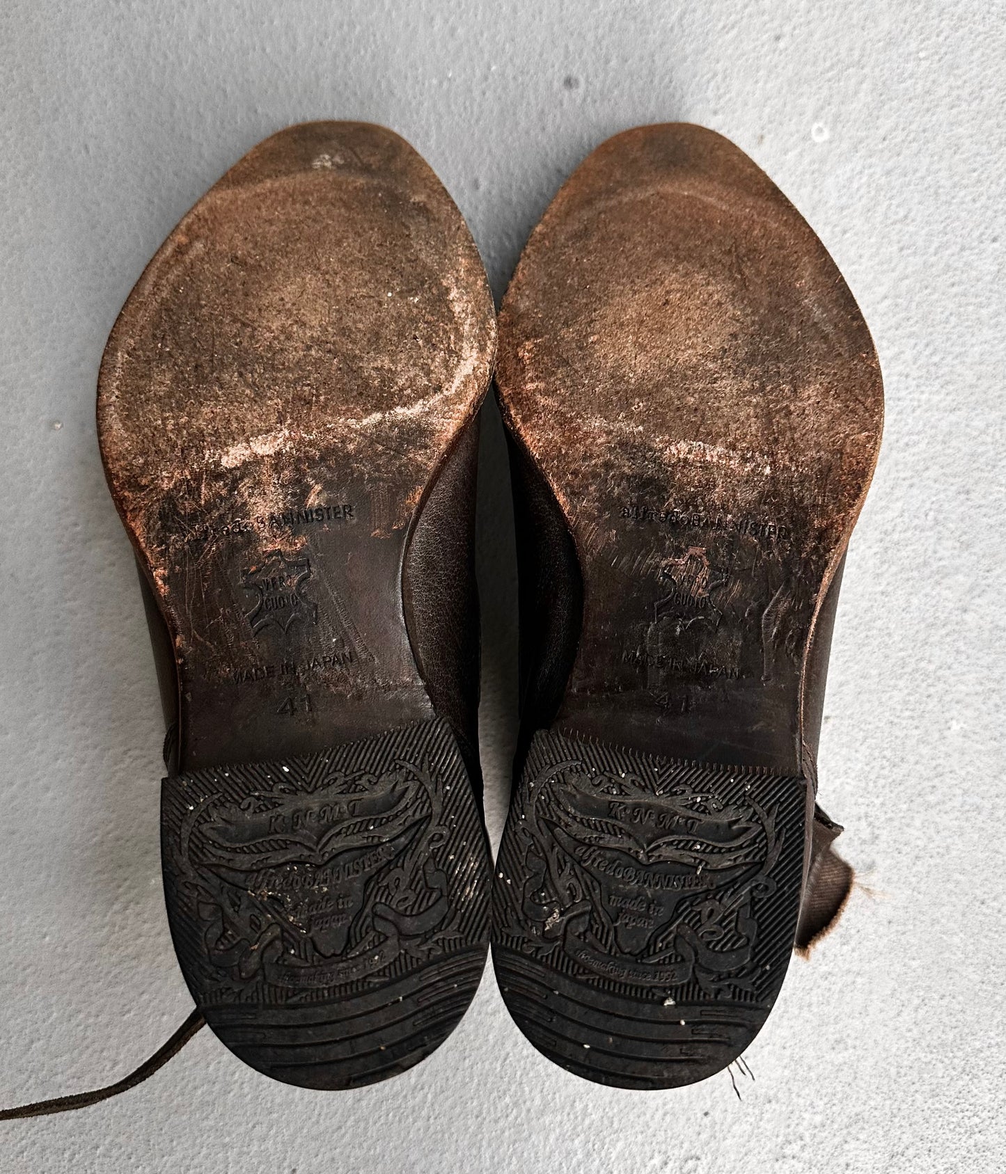 alfredoBANNISTER Early 00s Leather Ankle Button Boots