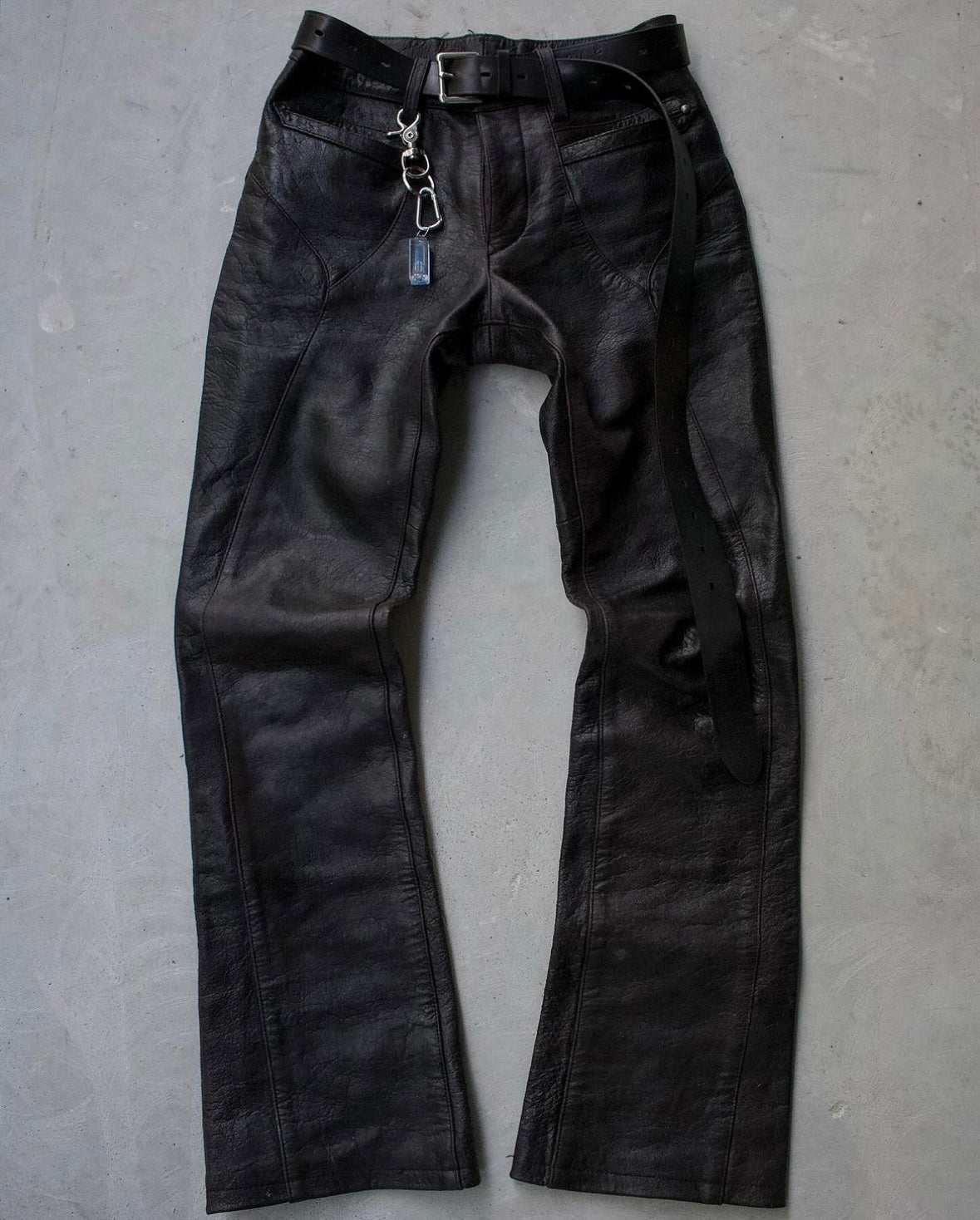 5351 Pour Les Hommes 00s Cracked Cowhide Leather Bootcut Rider Pants