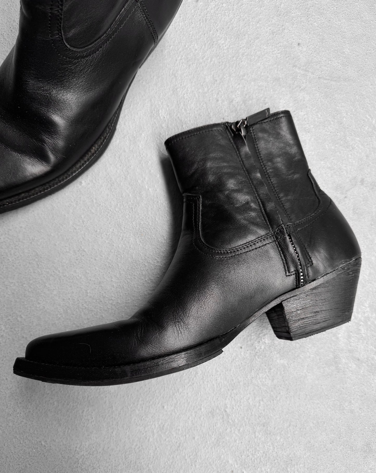 Saint Laurent Paris SS22 Leather 40mm ‘Lukas’ Western Heel Boots