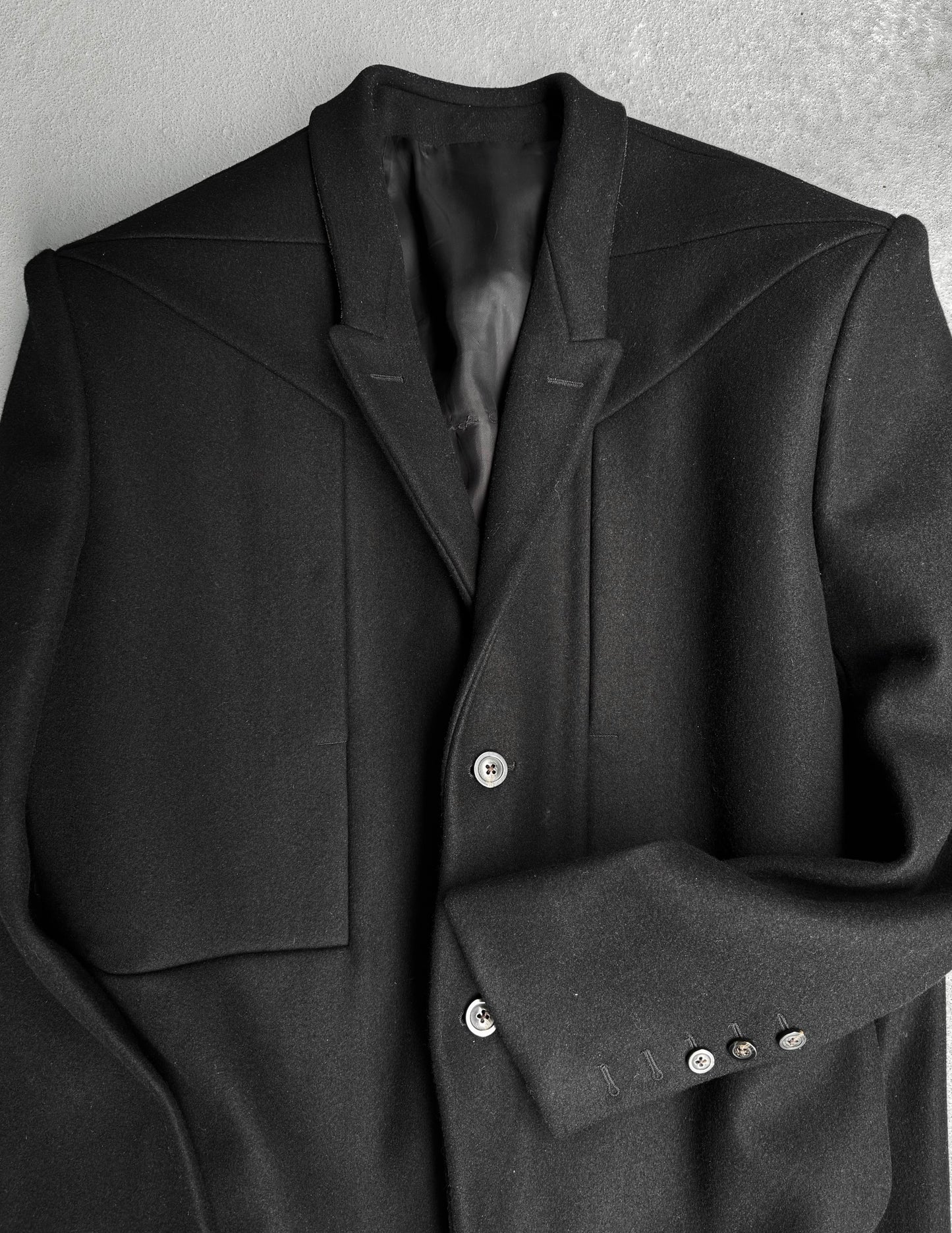 Rick Owens AW22 “STROBE” Heavy Wool ‘Jumbo Tatlin’ Coat