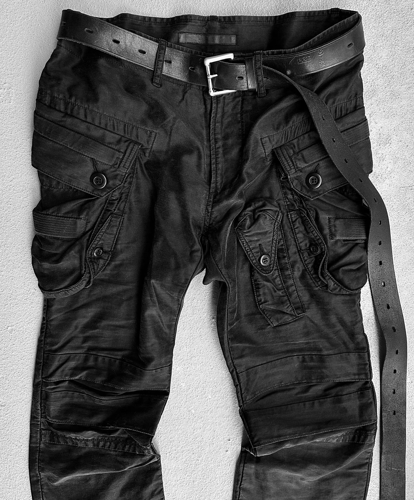 Julius_7 SS10 “neurbanvolker;” Slim-fit Gas-Mask Cargo Pants