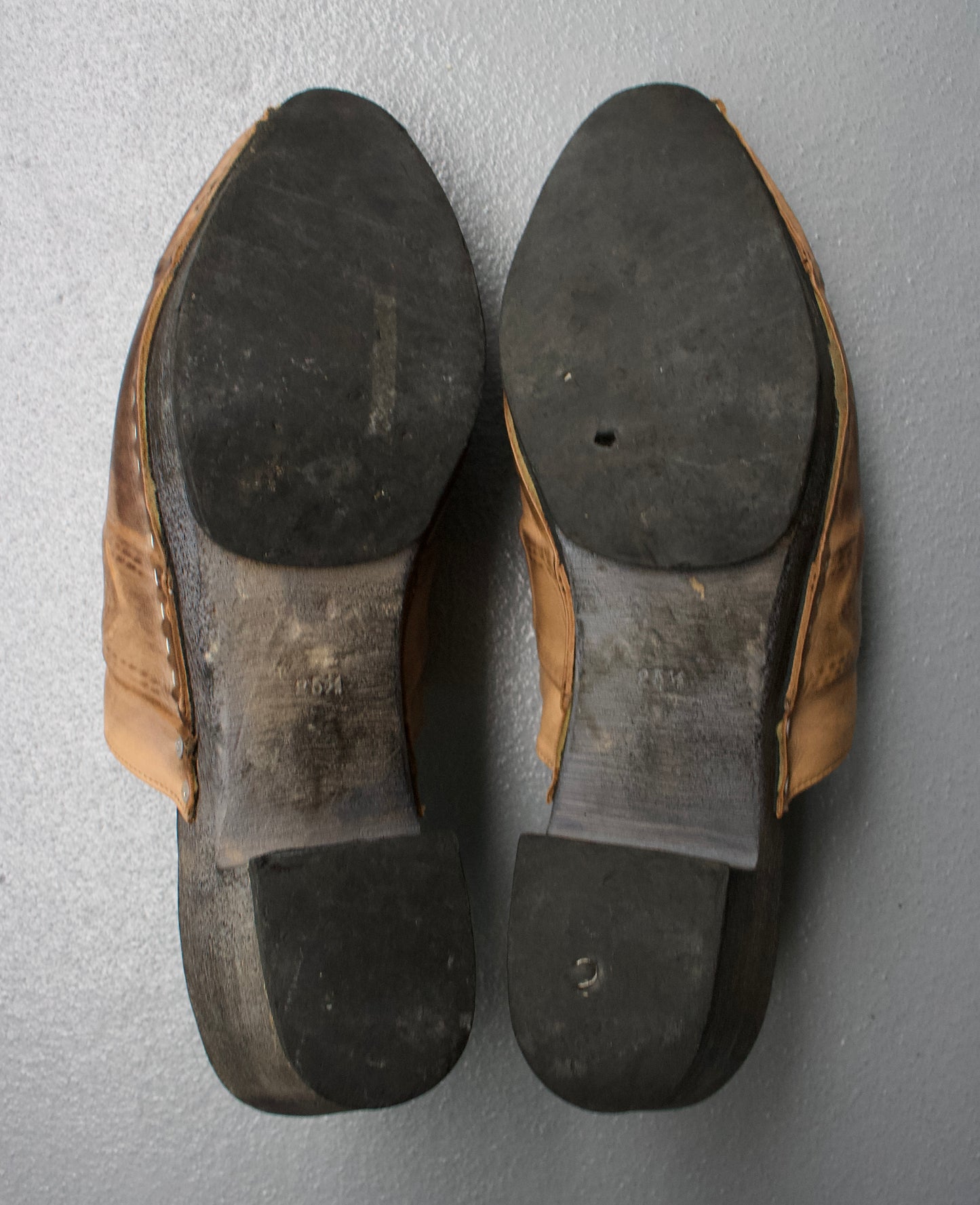 MiharaYasuhiro AW06 “Trompe-l'œil” Leather Mules