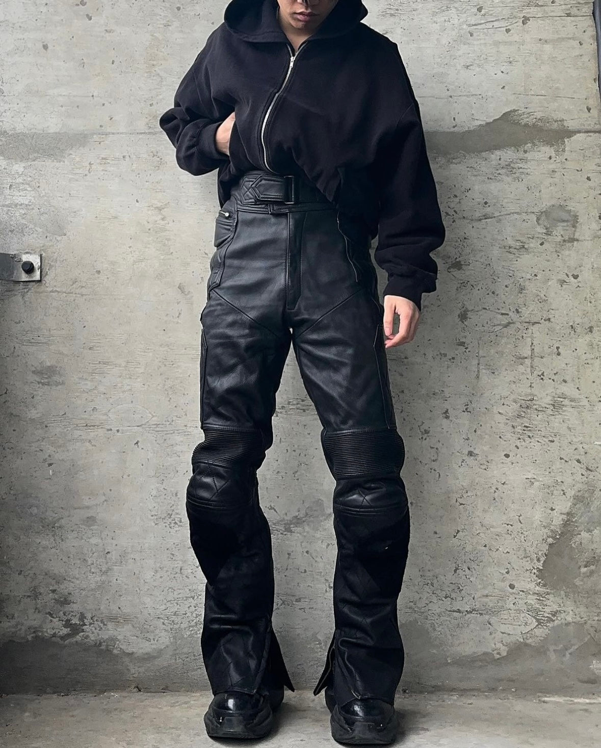 KADOYA K’s Leather 00s Quilt Cowhide Leather Padded Motorcycle Pants detail | DRIEW GARMENTS