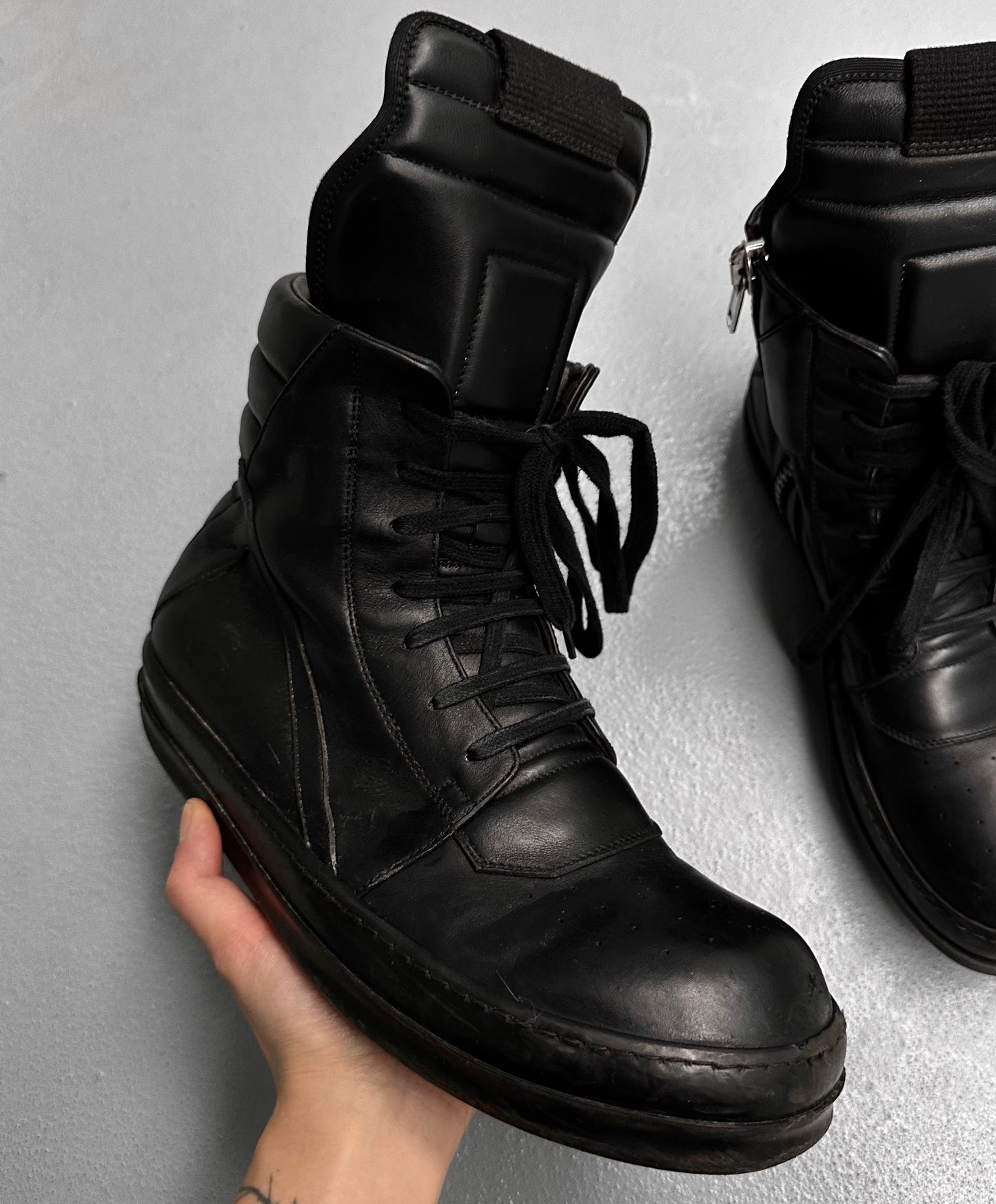 Rick Owens AW18 “SISYPHUS” All-black Leather Geobasket Sneakers