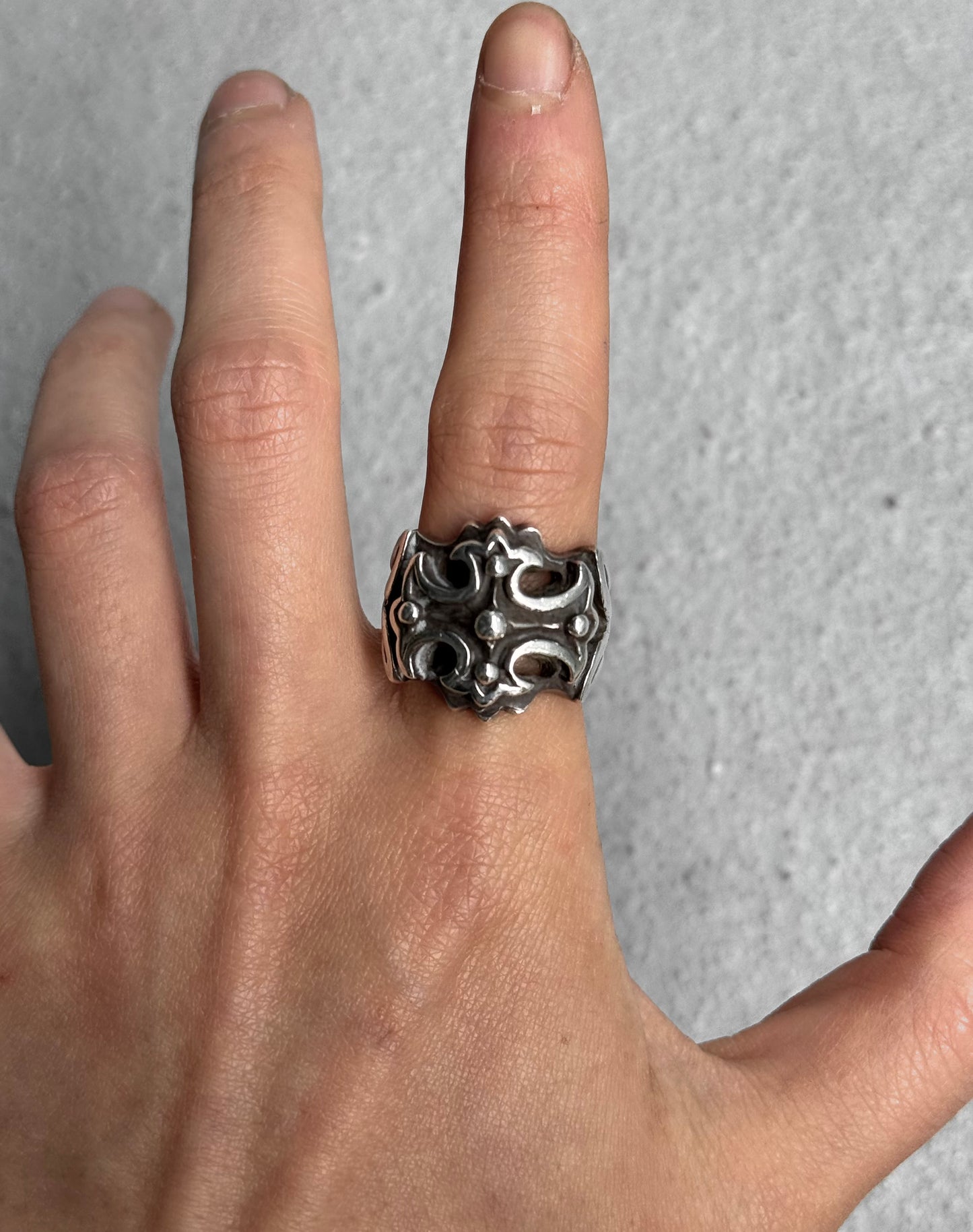A&G Rock N’ Roll Couture Early 00s Gothic Baroque Cross Silver Ring