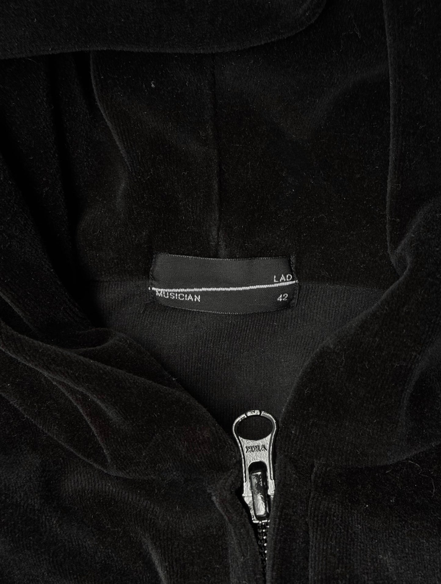 Lad Musician AW21 Cropped Velour Hoodie