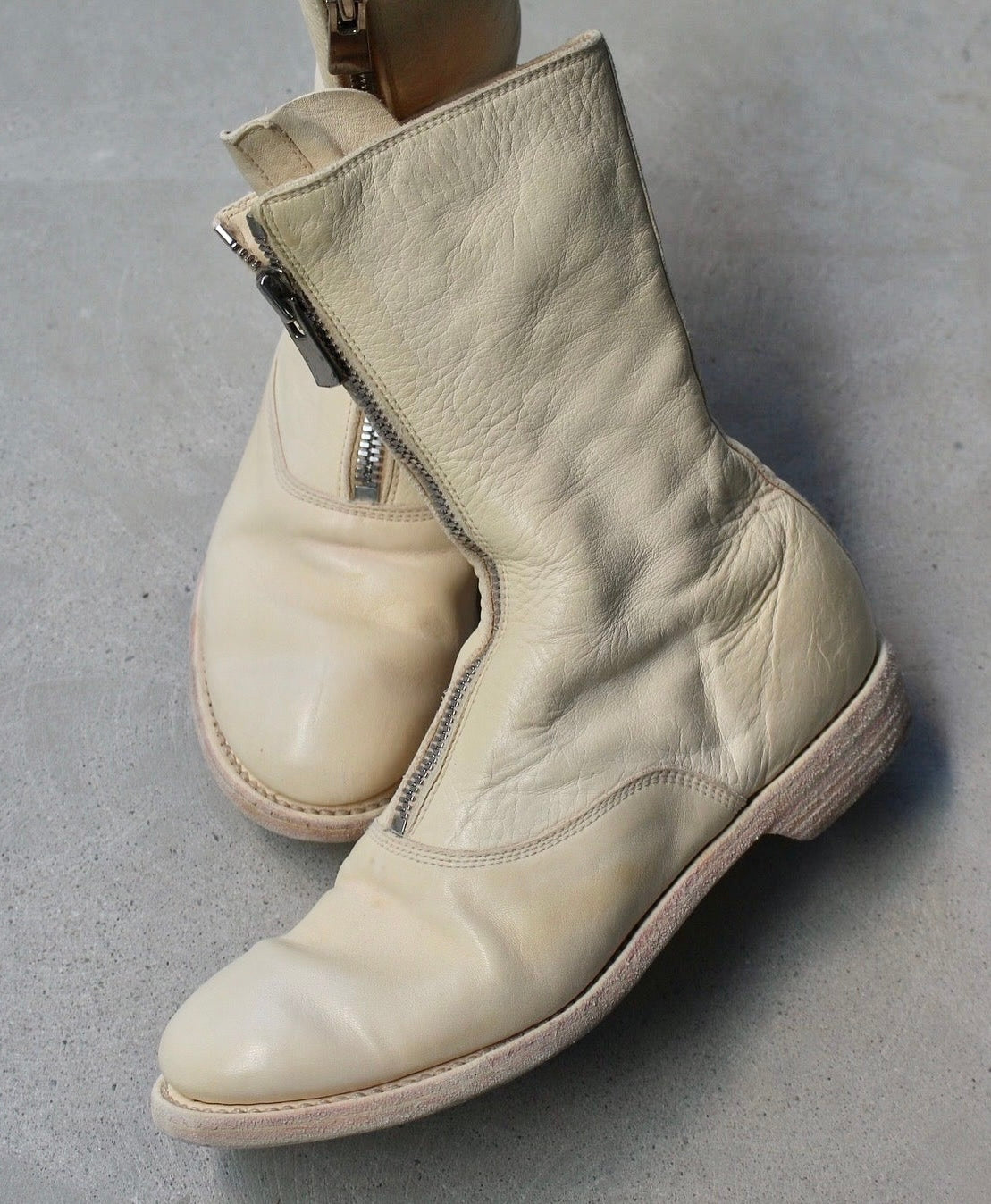 GUIDI ‘310’ White Full-Grain Horse Leather Front Zip Boots