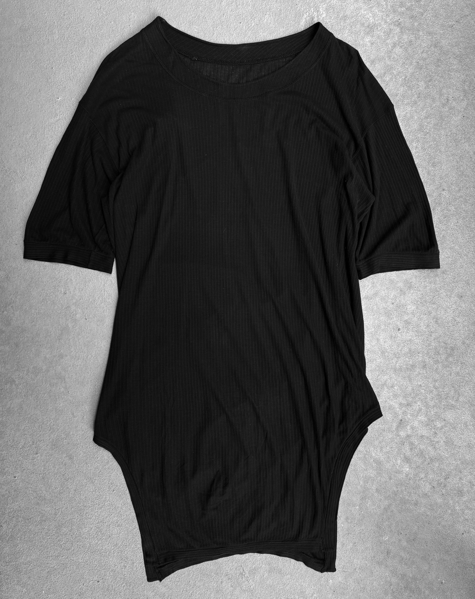 The DRIEW Boris Bidjan Saberi SS15 ‘TS2-F0407’ black ribbed raglan T-shirt, oversized size M, features short sleeves, a wide neckline, a slightly curved hem, relaxed fit, and small holes for a vintage look.