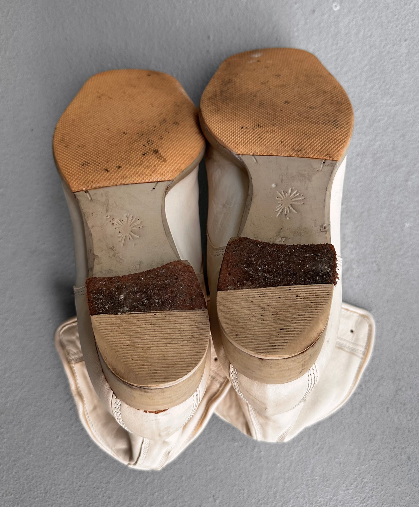 MiharaYasuhiro Early 00s Roasted Cowhide Leather Square-Toe Boots