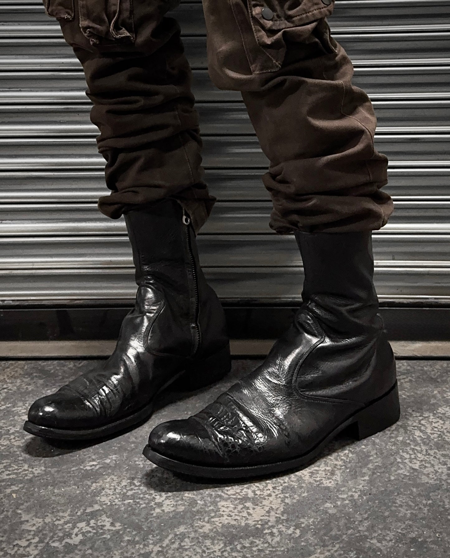 MiharaYasuhiro Early 00s Crocodile Embossed Leather Pointy Toe Zip Boots