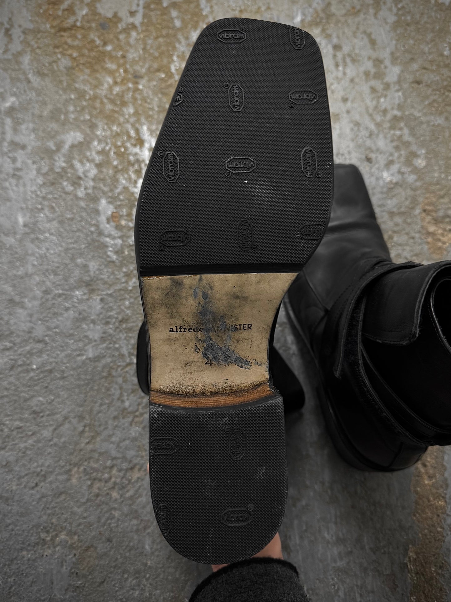 alfredoBANNISTER 00s Chunky Heel Velcro Strap Calf Leather Boots
