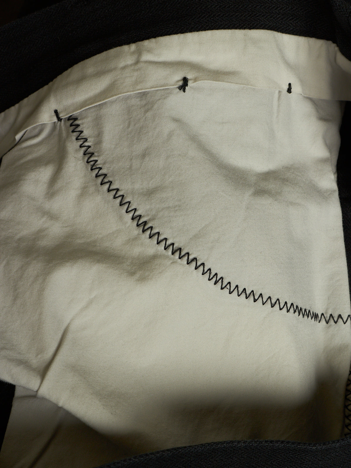 Label Under Construction 2010s Washed Black Cotton Linen Herringbone Twisted Hem Skinny Pants