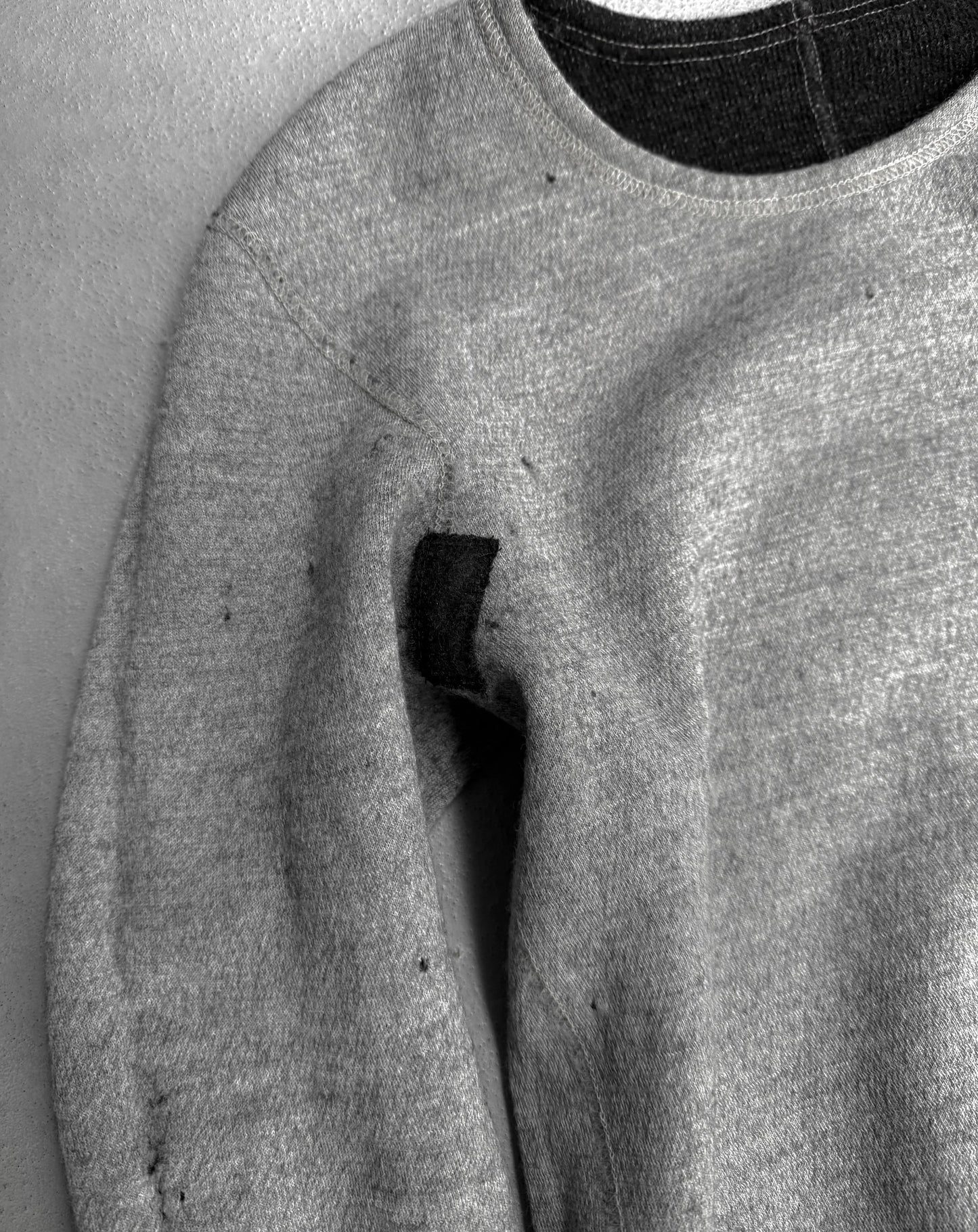 DEEPTI Collection REDUX °019-020 'T-024R DUB-95' Reversible Knitted Long-sleeves detail | DRIEW GARMENTS