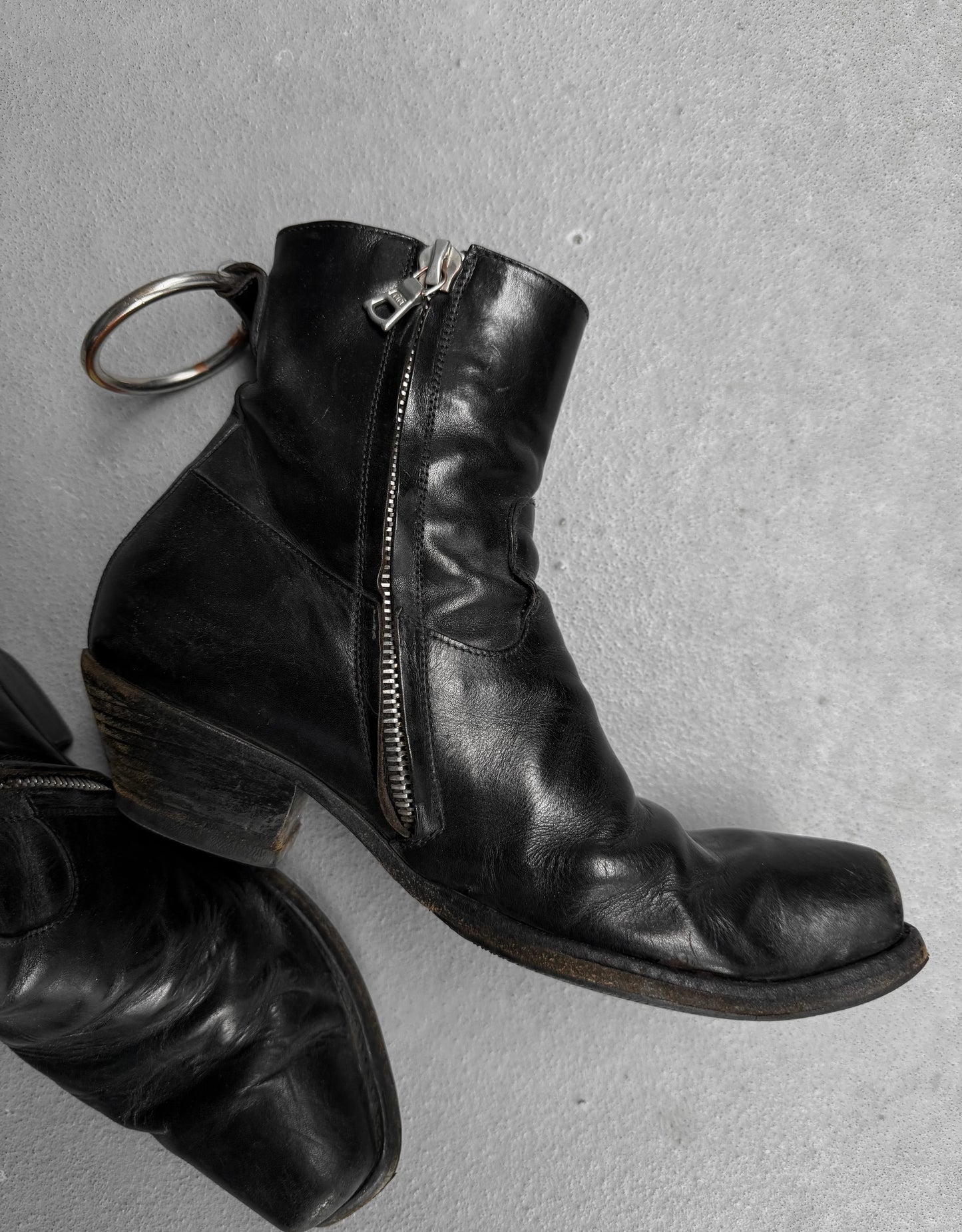 VETEMENTS SS17 ‘Ring’ Cuban Heel Boots