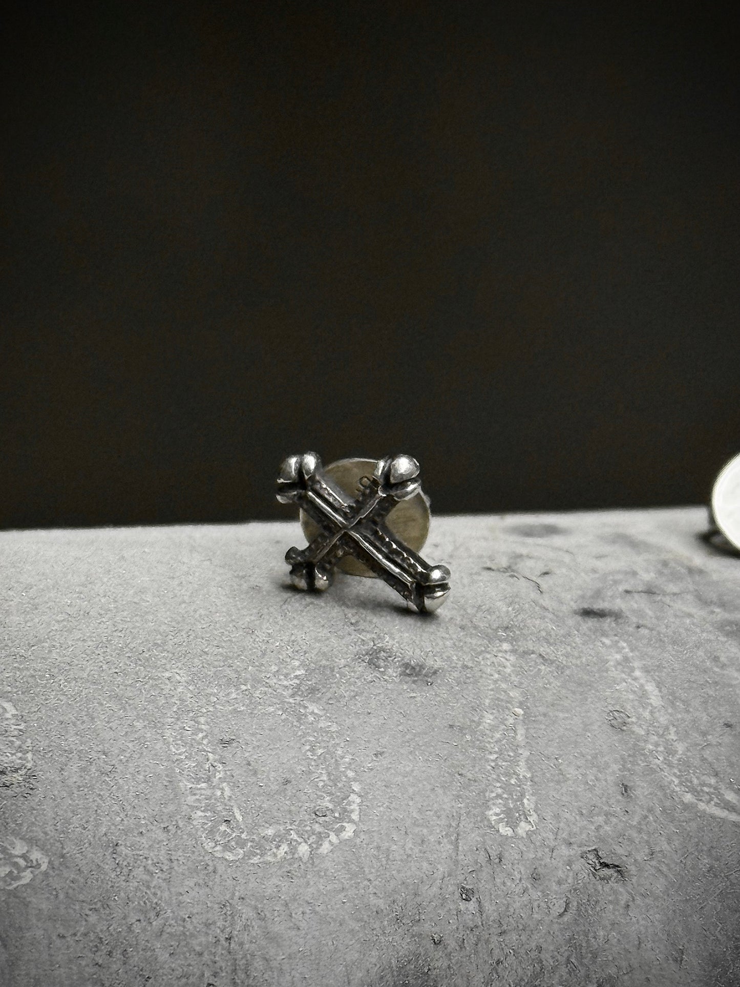 WERKSTATT:MÜNCHEN ‘M4551’ .925 Silver Cross Stud Earrings | Archive Fashion Toronto