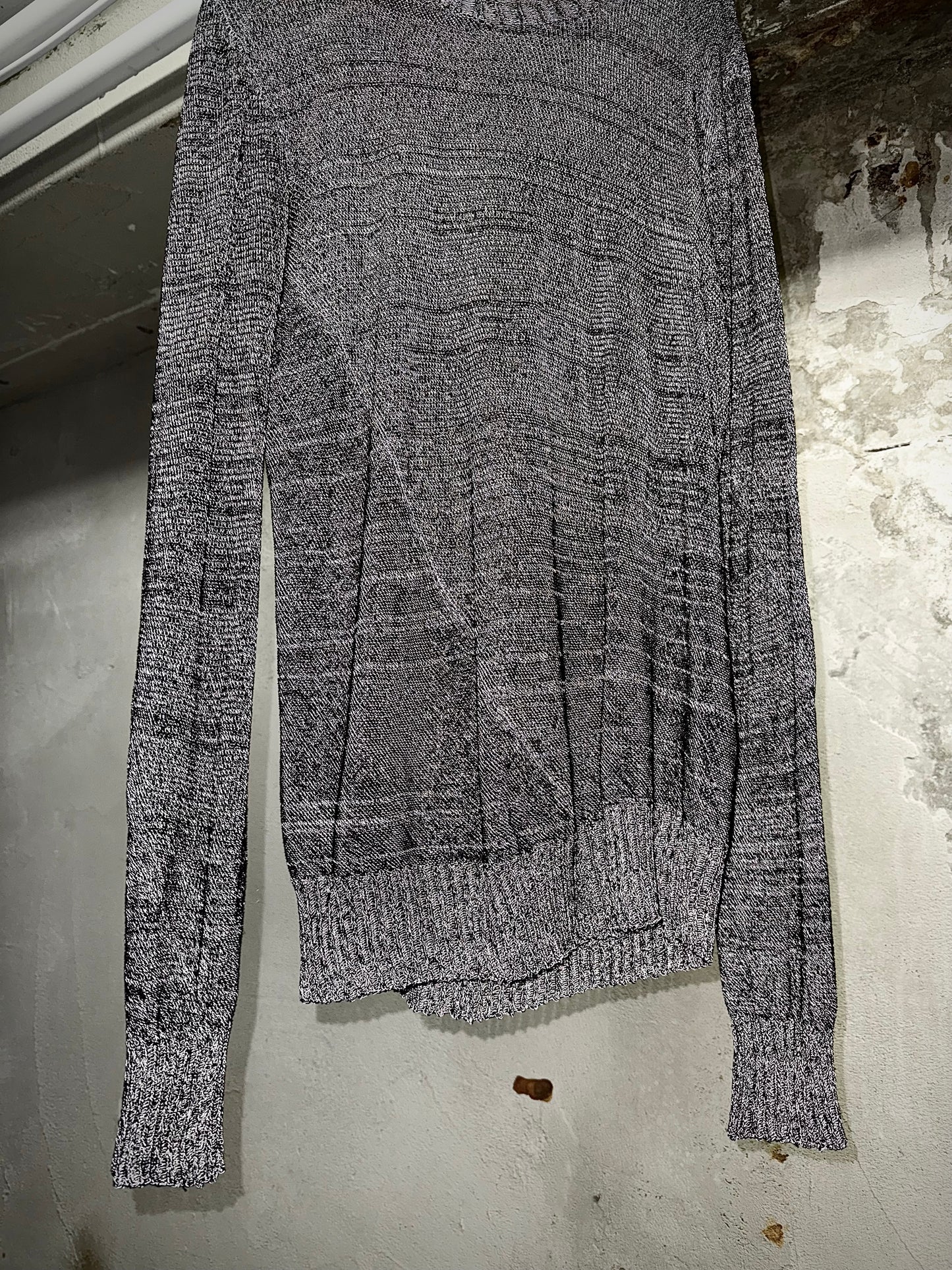 DEEPTI Collection °022-023 'K-164 LUX-96L' Reflective Longsleeve Knit detail | DRIEW GARMENTS