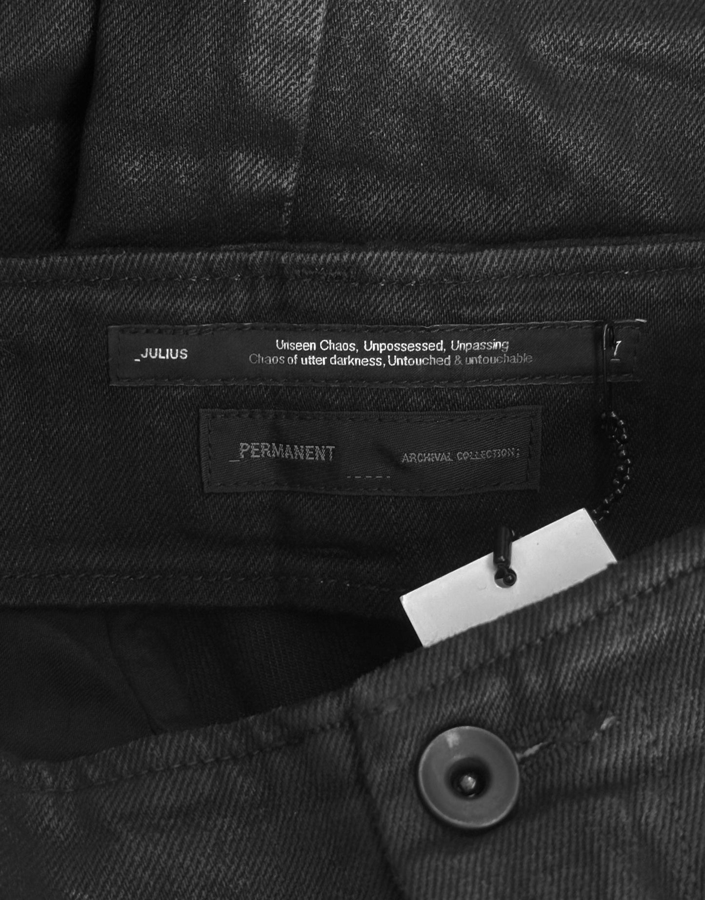 Julius_7 SS25 "_PERMANENT" Gas-Mask Coated Cargo Pants