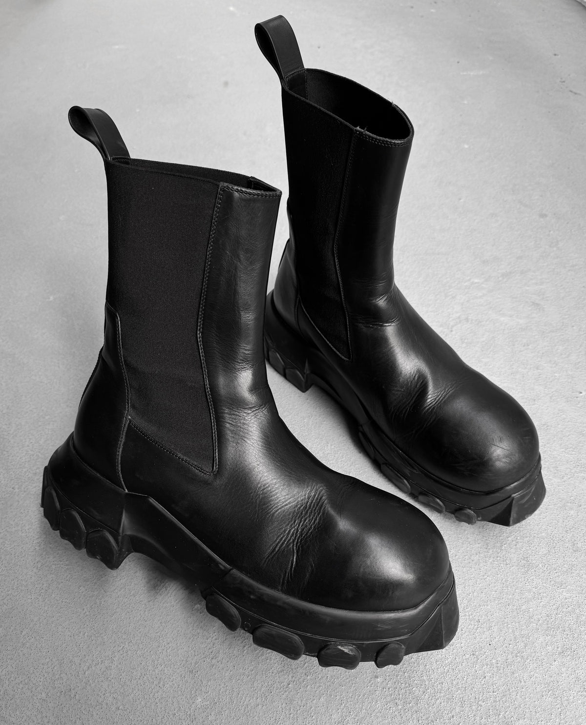 Rick Owens AW22 STROBE Bozo Tractor Boots | Size 42.5 – DRIEW