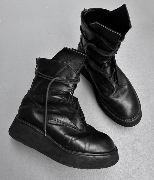 Julius_7 AW21 Black Leather “Edge” Platform Combat Boots – DRIEW