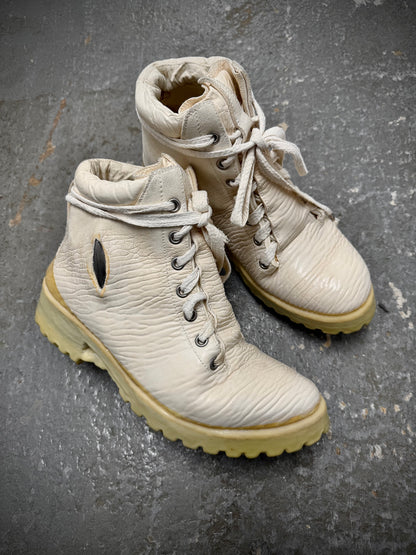 Carol Christian Poell 'AM/2684 CUBS-PTC/01' Object Dyed One-Piece Prosthetic Ankle Rubber Drip Work B detail | DRIEW GARMENTS