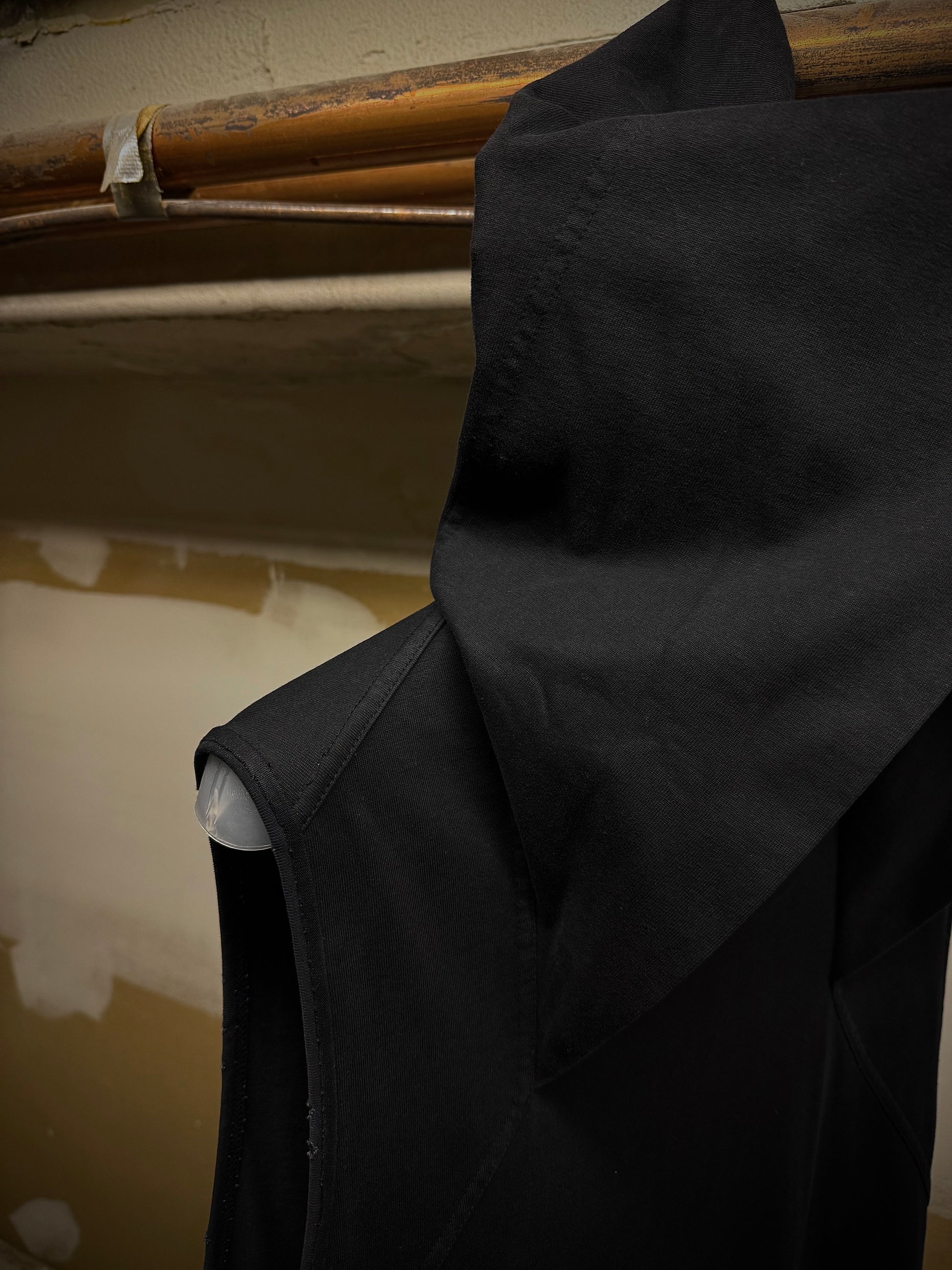 Rick Owens DRKSHDW AW12 "MOUNTAIN" Druid Hood Long Flap Tank Top detail | DRIEW GARMENTS