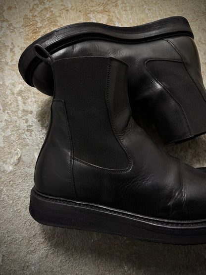 Rick Owens AW20 "PERFORMA" Calf Leather Elastic Creeper Chelsea Boots detail | DRIEW GARMENTS