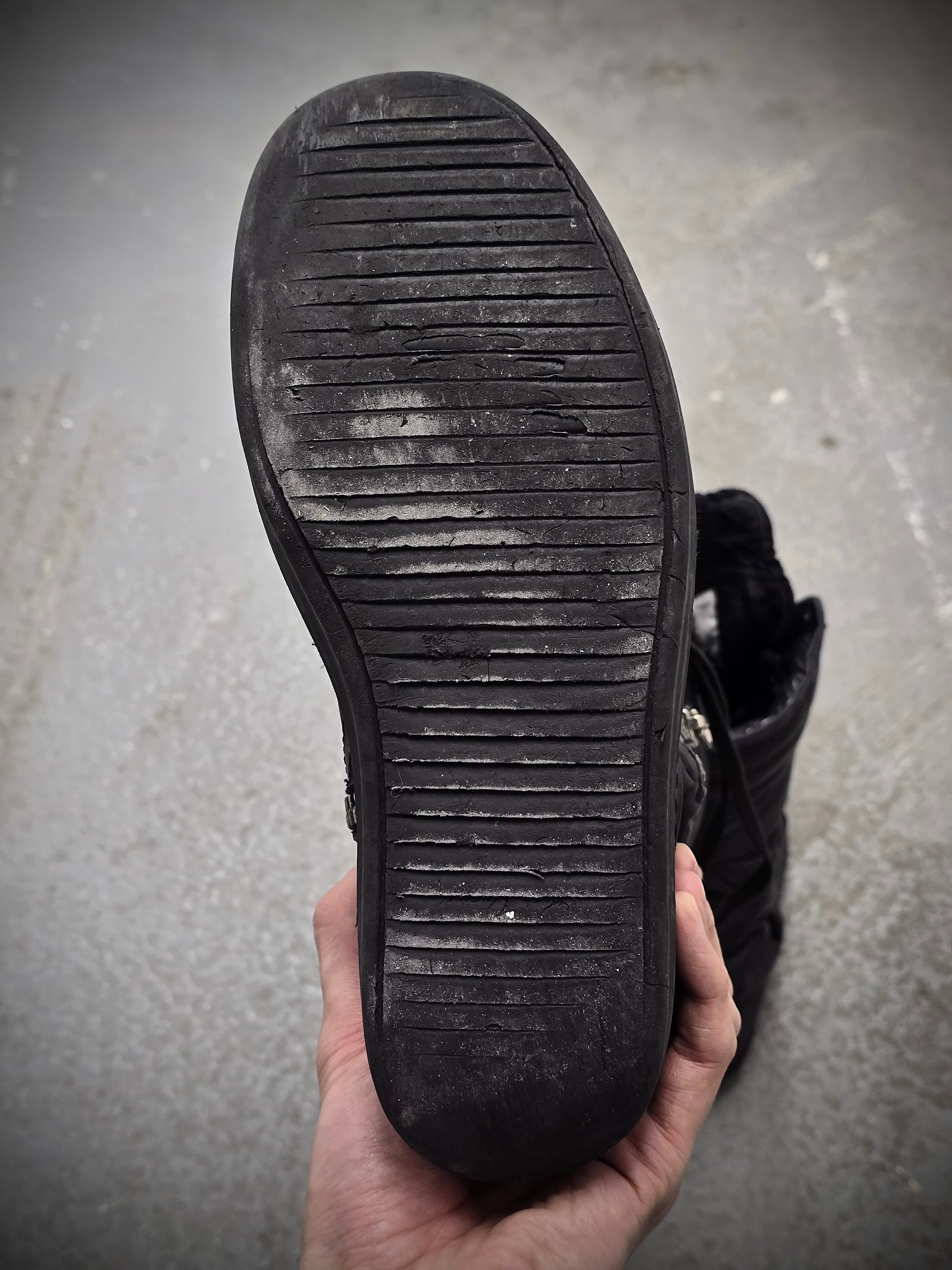 Rick Owens AW12 Mountain Cargobasket Sneakers Black 41 – DRIEW