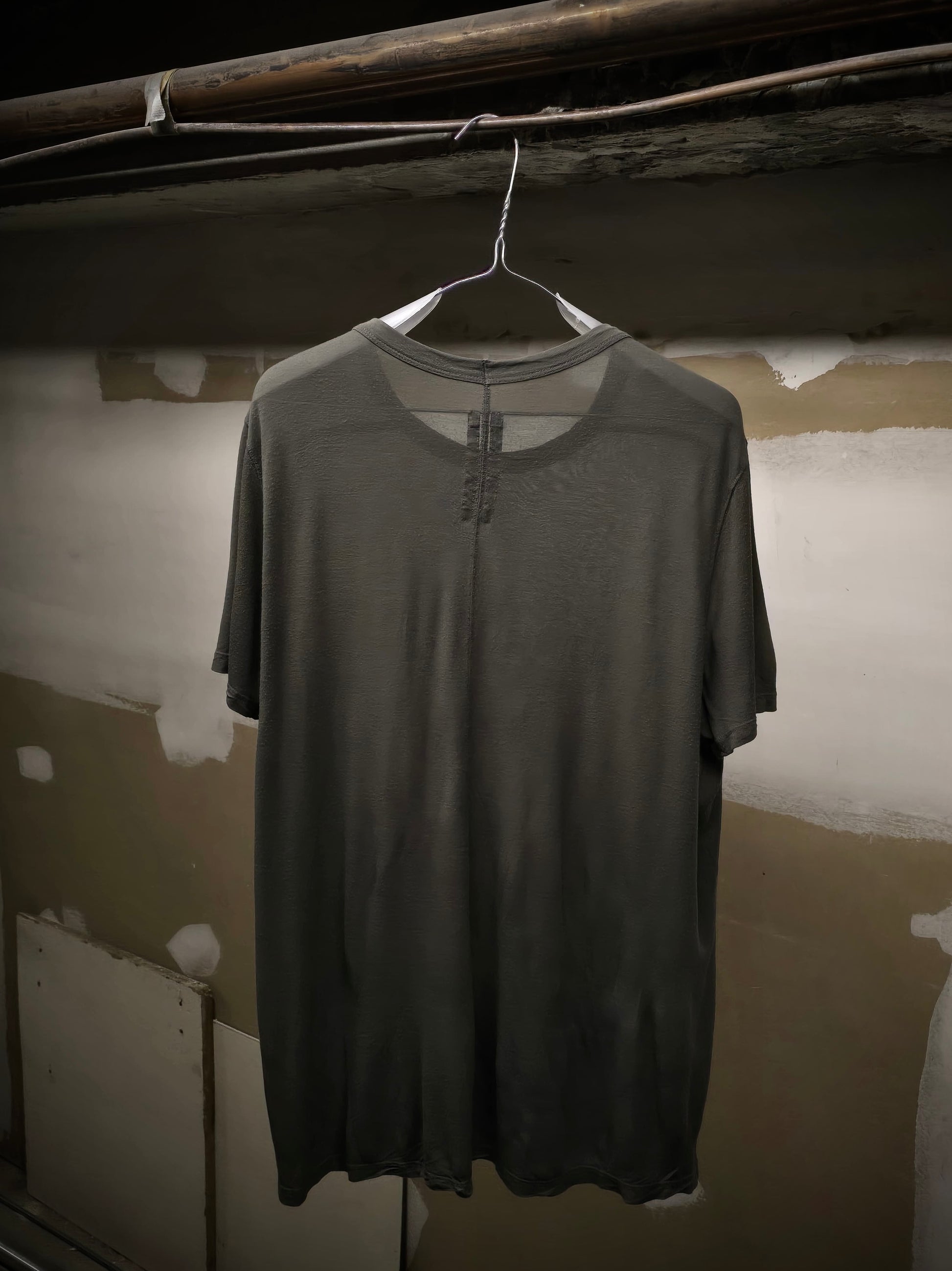 Rick Owens SS16 "CYCLOPS" SAGE Silk Viscose Level T-shirt detail | DRIEW GARMENTS