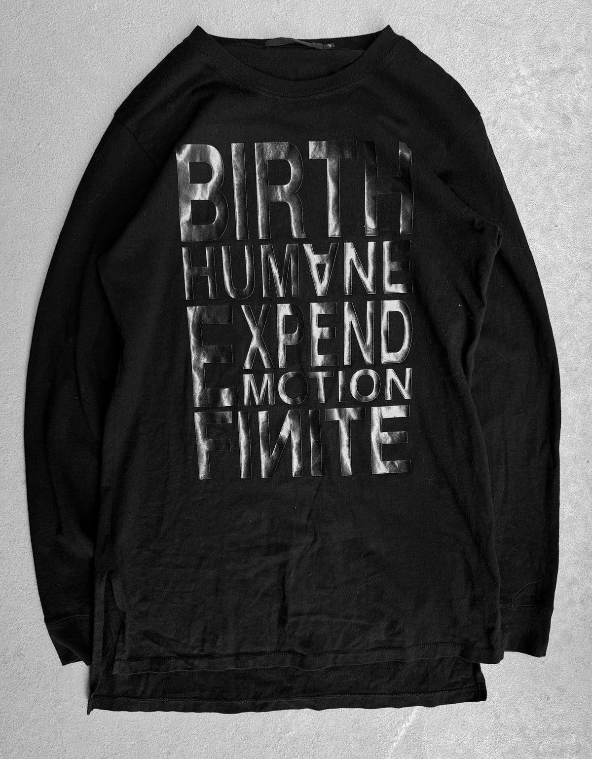 FUGA Birth Slogan Long-sleeve Tee Early 00s | Size M – DRIEW