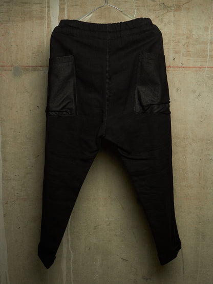 10sei0otto 2010s Black Linen Herringbone Overlock Frayed Hem Sweatpants